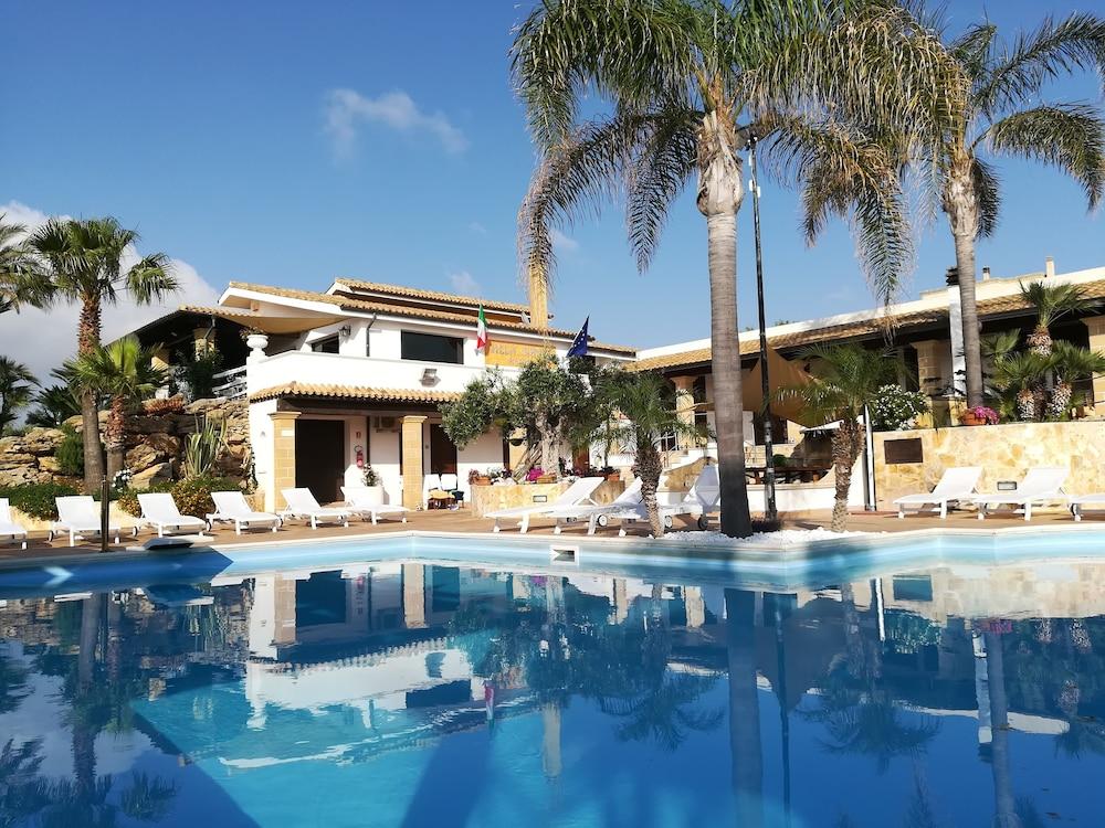 Villa Carlo Resort Marsala Exterior foto